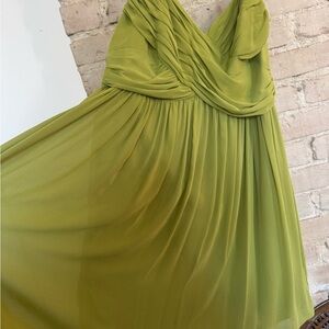 Elegant Green Women's Dress